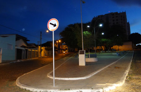 Brumado: Placas de sinalização altera rotina de condutores