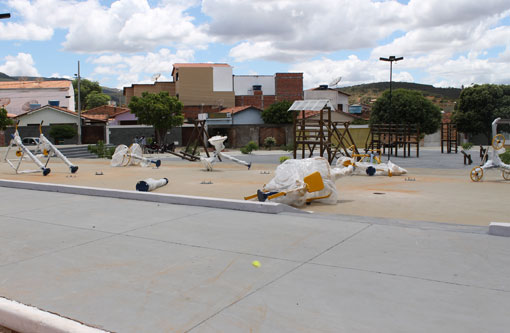 Brumado: Praça Heráclito Cardoso terá academia de saúde