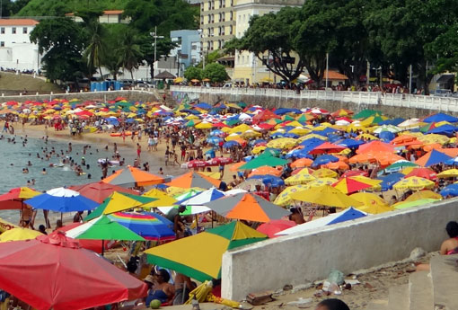 Brasil tem recorde de 6,6 milhões de turistas estrangeiros em 2016
