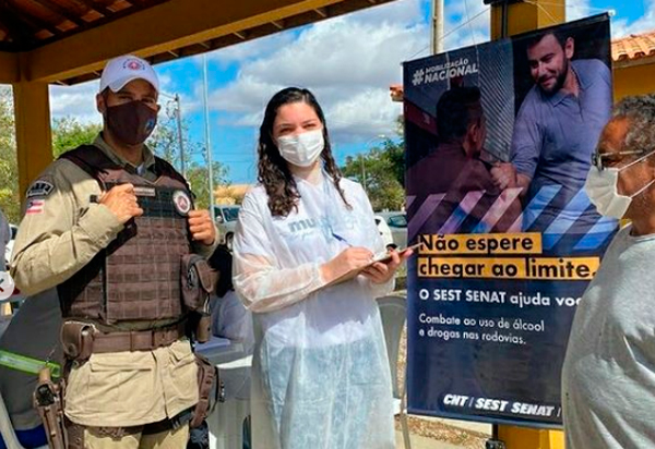 PRE Brumado participa de Campanha Nacional de Combate ao Uso de Álcool e Drogas nas Rodovias