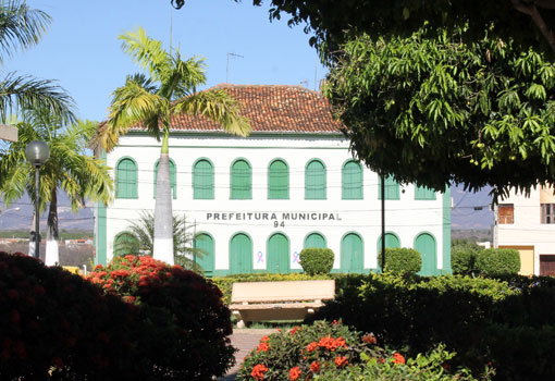 Livramento: prefeito sanciona lei que veda a nomeação e contratação de parentes no âmbito da administração municipal