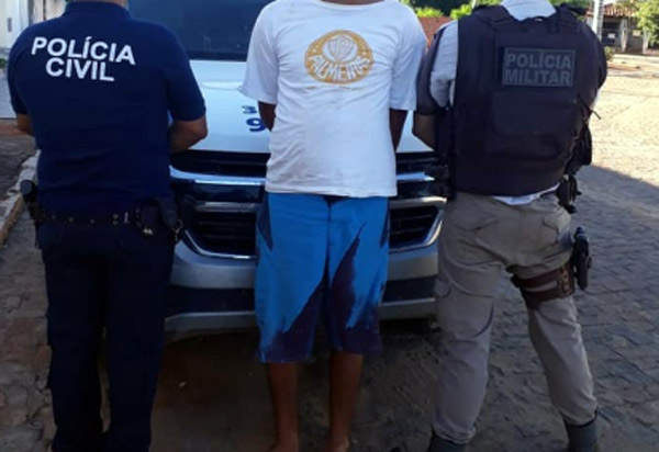 Suspeito de cometer diversos crimes e feito mulher refém é preso durante operação policial em Ibitira 