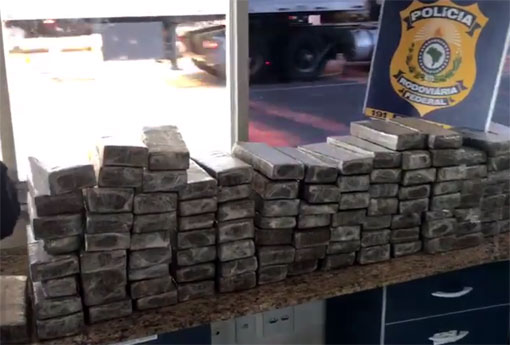Traficante é detido pela PRF com quase 100 kg de drogas em Vitória da Conquista