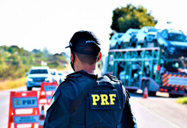 PRF lança Operação Finados 2020 nas rodovias federais da Bahia