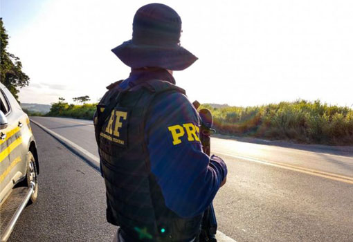 BA: Polícia Rodoviária Federal realiza 'Operação Dia do Trabalho'