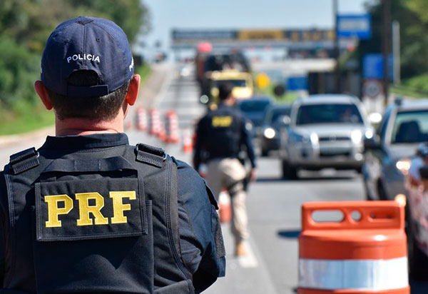 PRF encerra Operação Ano Novo e apresenta balanço dos cinco dias de atividades nas estradas baianas