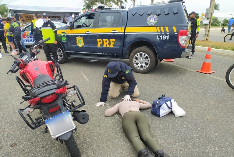 PRF participa de simulado de acidente de trânsito na cidade de Vitória da Conquista (BA)
