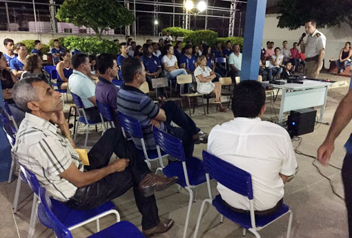 Paramirim: comandante da 46ª CIPM ministra palestra do PROAPEC