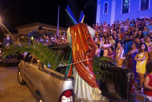 Brumado: comunidade Católica promoveu a 'Procissão do Encontro'