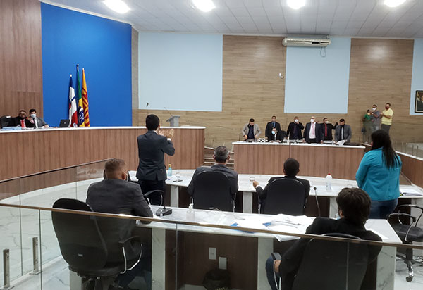 Brumado: Projetos do prefeito Eduardo Vasconcelos são rejeitados pelo Legislativo