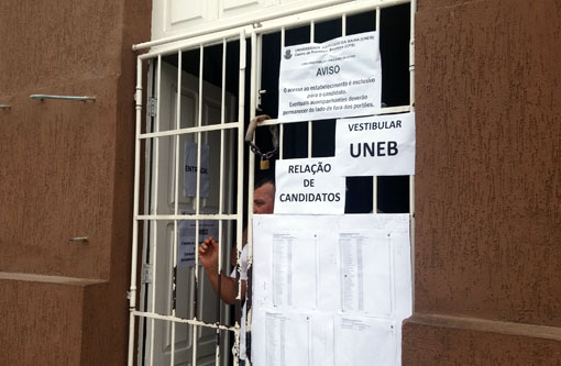 Brumado: UNEB aplica prova do Vestibular 2015 