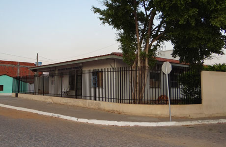 Brumado: Homem é preso por pichar muro de PSF do Dr. Juracy com as iniciais PCC