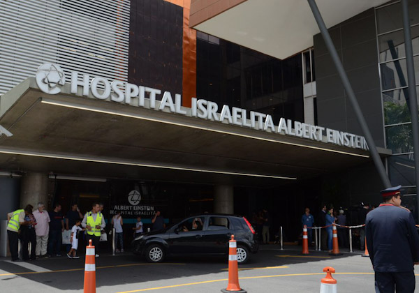 Termina com êxito a cirurgia retirada da bolsa de colostomia do presidente Jair Bolsonaro