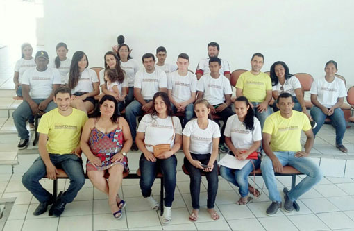 Aracatu: Foi realizada a cerimônia de certificação dos 20 estudantes do curso de Informática Básica