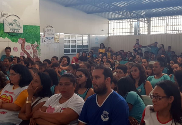 Brumado: Escola em Tempo Integral Graça Assis realizou o Projeto 'Quinta que Encanta'
