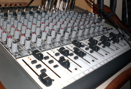 Eleições 2016: Juiz convoca candidatos para definir normas para a campanha eleitoral no rádio em Brumado