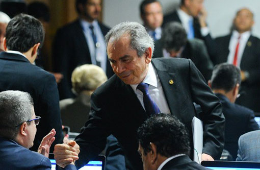 Raimundo Lira eleito presidente da comissão do impeachment