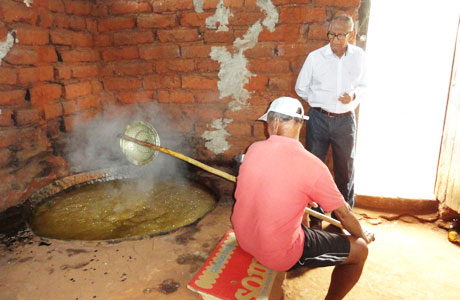 Brumado: O Brumado Agora acompanhou produção de rapadura artesanal em Boa Sentença