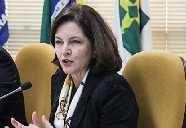 Raquel Dodge orienta procuradores regionais eleitorais de todo o país a darem 'tratamento uniforme' a todos os inelegíveis
