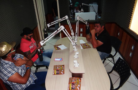 Brumado: Em programa de rádio Rasta Chinela convida para a Cavalgada da Amizade