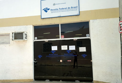 Brumado: prefeitura concede direito real de uso sobre imóvel para construção da sede própria da Agência da Receita Federal