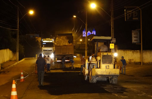 Brumado: Prefeitura inicia recuperação asfáltica de ruas e avenidas