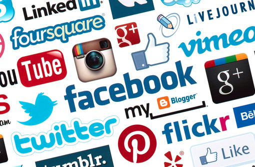 Segundo pesquisa 94% dos internautas brasileiros usam redes sociais; Facebook lidera