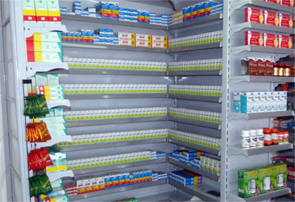 Senado aprova projeto que suspende reajuste de remédios; texto vai à Câmara  dos Deputados