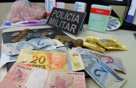 Brumado: Farmácia é assaltada, mas ladrão é preso