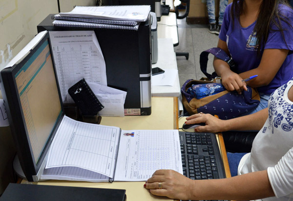  Começa terça-feira (22) a matrícula na rede estadual de ensino