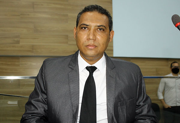 Brumado: Vereador Renato Santos foi expulso do partido PODEMOS por infidelidade partidária