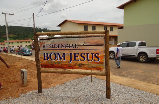 Brumado: Homem tenta agredir ex-mulher e é impedido por populares