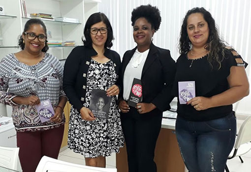 Servidora da Secretaria de Políticas para as Mulheres esteve em Brumado para divulgar a campanha #RespeitaasMina