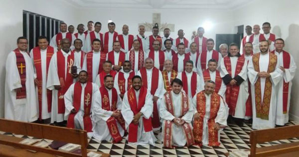 'Fé, esperança e caridade' é tema de retiro anual do clero diocesano