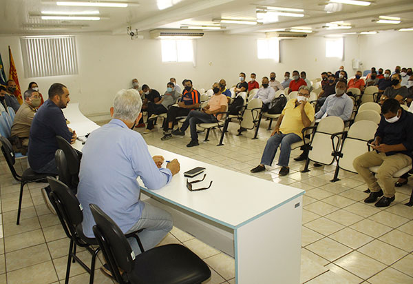 Brumado: Reunião define que comércios se manterão abertos