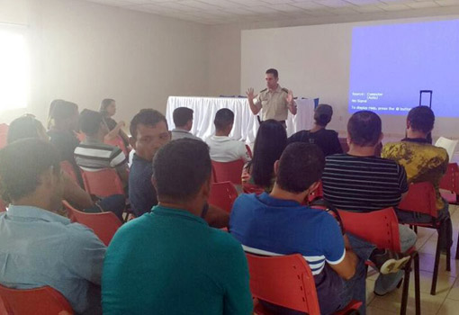Aracatu: Secretaria de Educacão promoveu palestra com os motoristas e monitores do transporte escolar