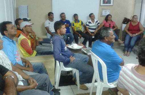 Brumado: Major Berlink se reúne com mototaxistas para discutir regulamentação dos agentes