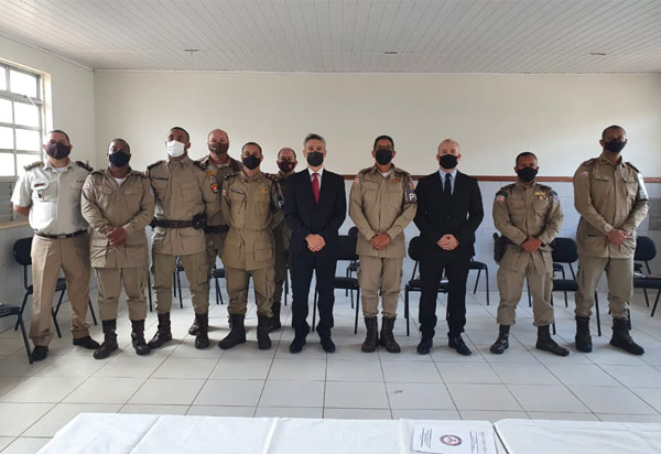 Combate ao tráfico de drogas é debatido em reunião com a PM de Livramento de Nossa Senhora