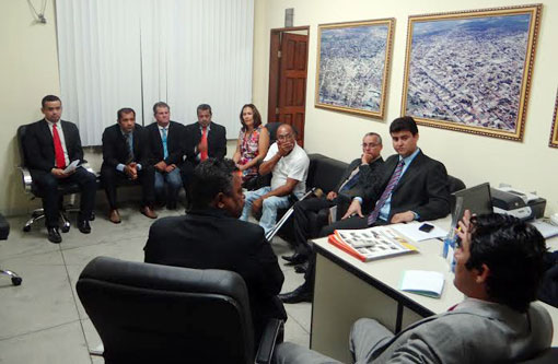 Brumado: Câmara de Vereadores tenta intermediar acordo entre servidores e professores e Administração Municipal