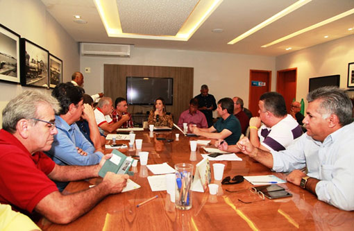 UPB: Prefeitos deliberam ações para enfrentar crise