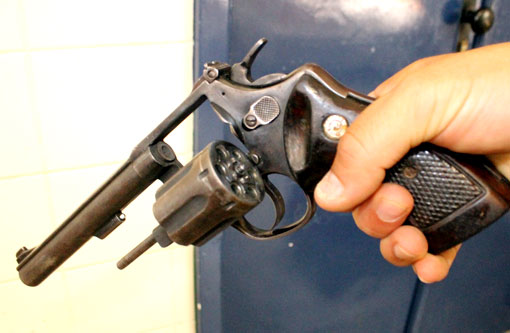 Câmara pode liberar até nove armas por pessoa