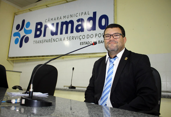 Vereador Rey de Domingão parabeniza mulheres pelo seu dia 