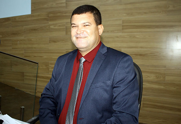 Brumado: Vereador Rey de Domingão deixa mensagem para o dia Internacional da Mulher