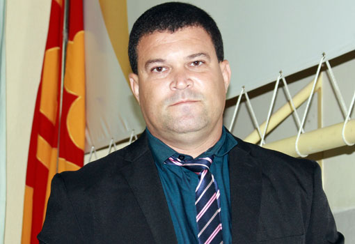 Brumado: vereador Rey de Domingão indica calçamento para ruas dos bairros Baraúnas e Alvorada