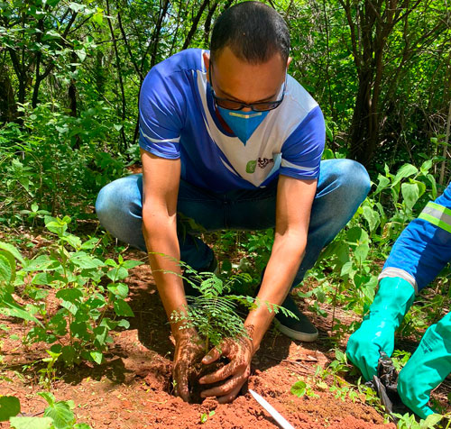 RHI Magnesita recebe jornalistas de Brumado em ação socioambiental