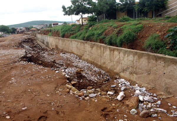 MP-BA entra com Ação Civil Pública contra Eduardo Vasconcelos, servidores e empreiteiras por ato de Improbidade Administrativa