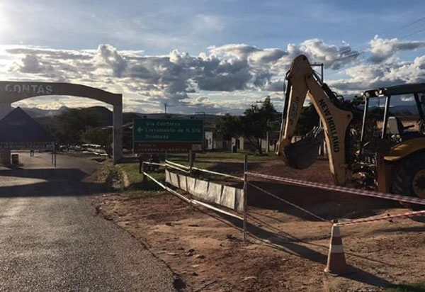 Rio de Contas: prefeitura fecha entradas da cidade, mantendo apenas a sentido Livramento 