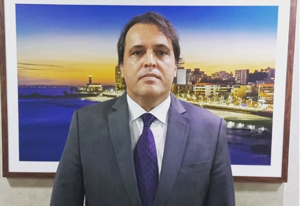 Desembargador Roberto Frank é eleito pela segunda vez presidente do TRE-BA