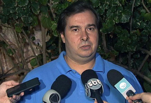 Rodrigo Maia descarta aumento de impostos para compensar acordo com caminhoneiros