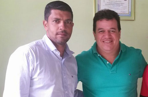 Através do deputado Marquinho Viana vereador Roque assume presidência do PSB, em Mucugê